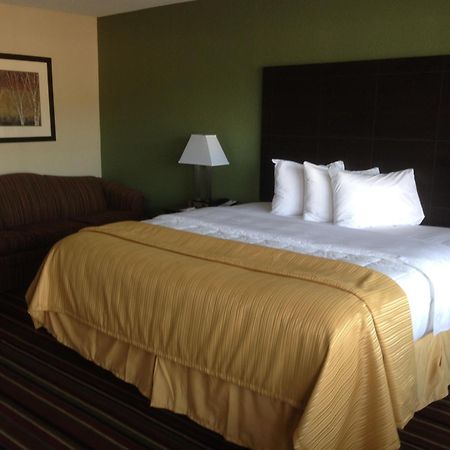 Quality Inn & Suites Horse Cave Екстериор снимка