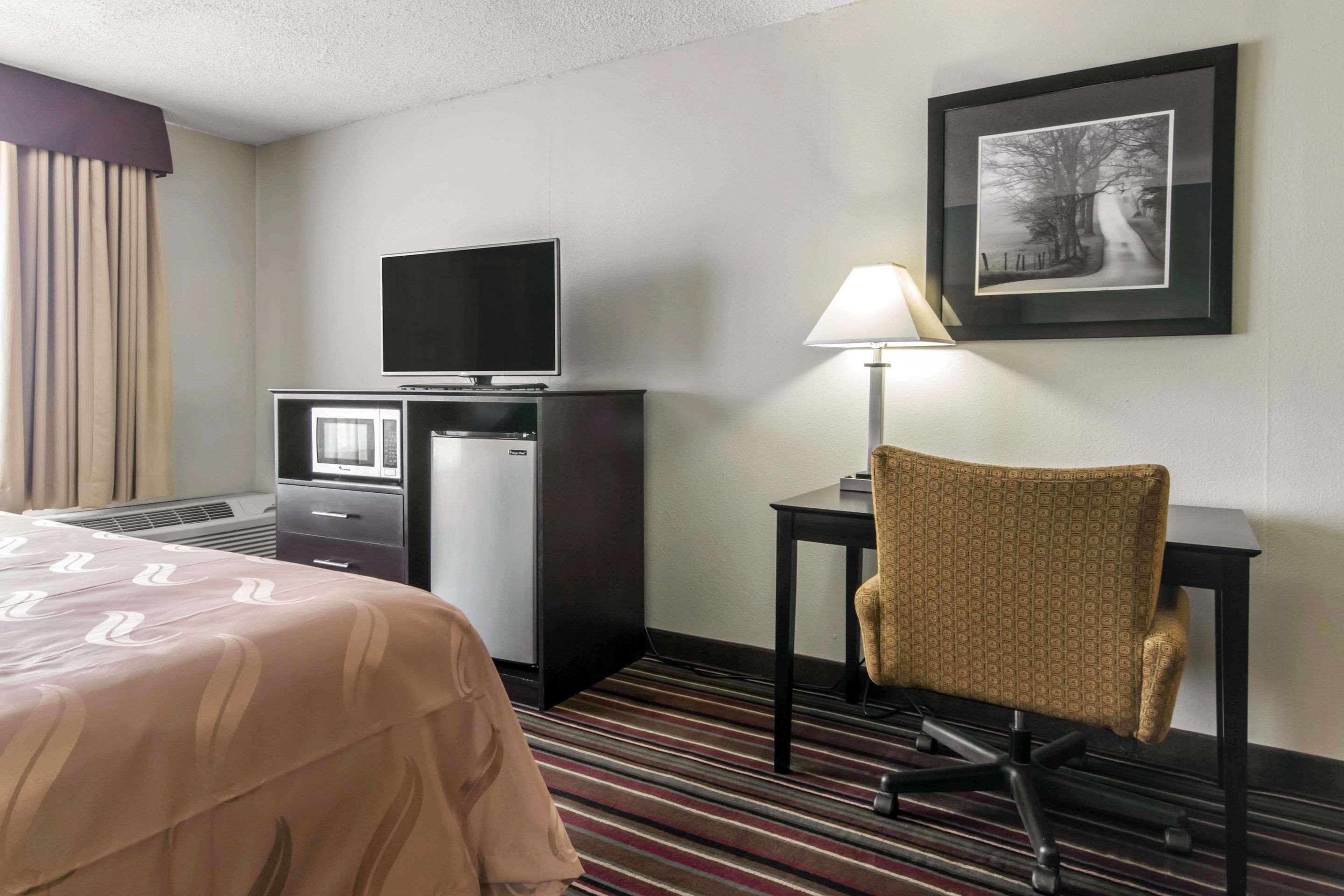 Quality Inn & Suites Horse Cave Екстериор снимка