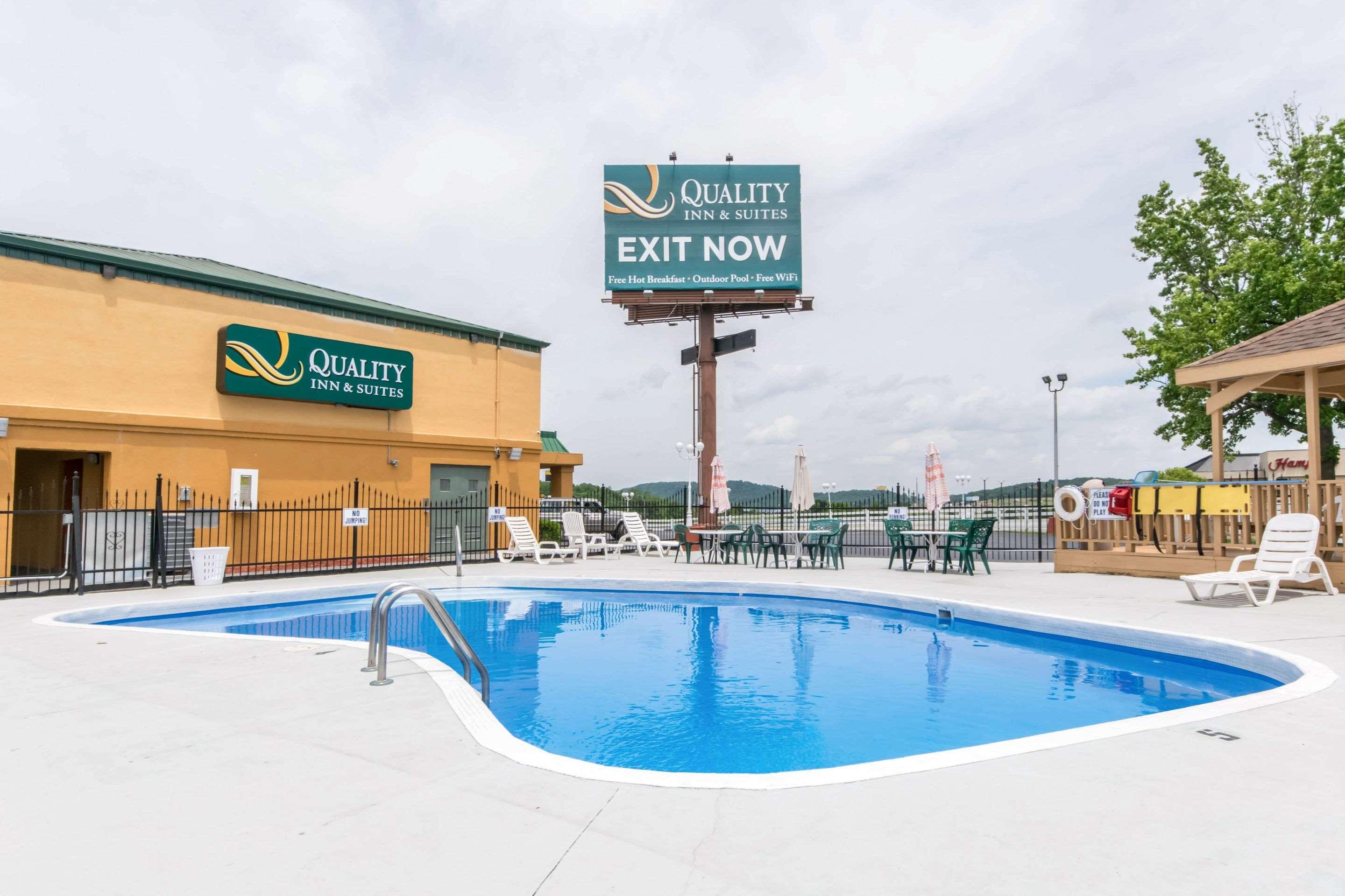 Quality Inn & Suites Horse Cave Екстериор снимка