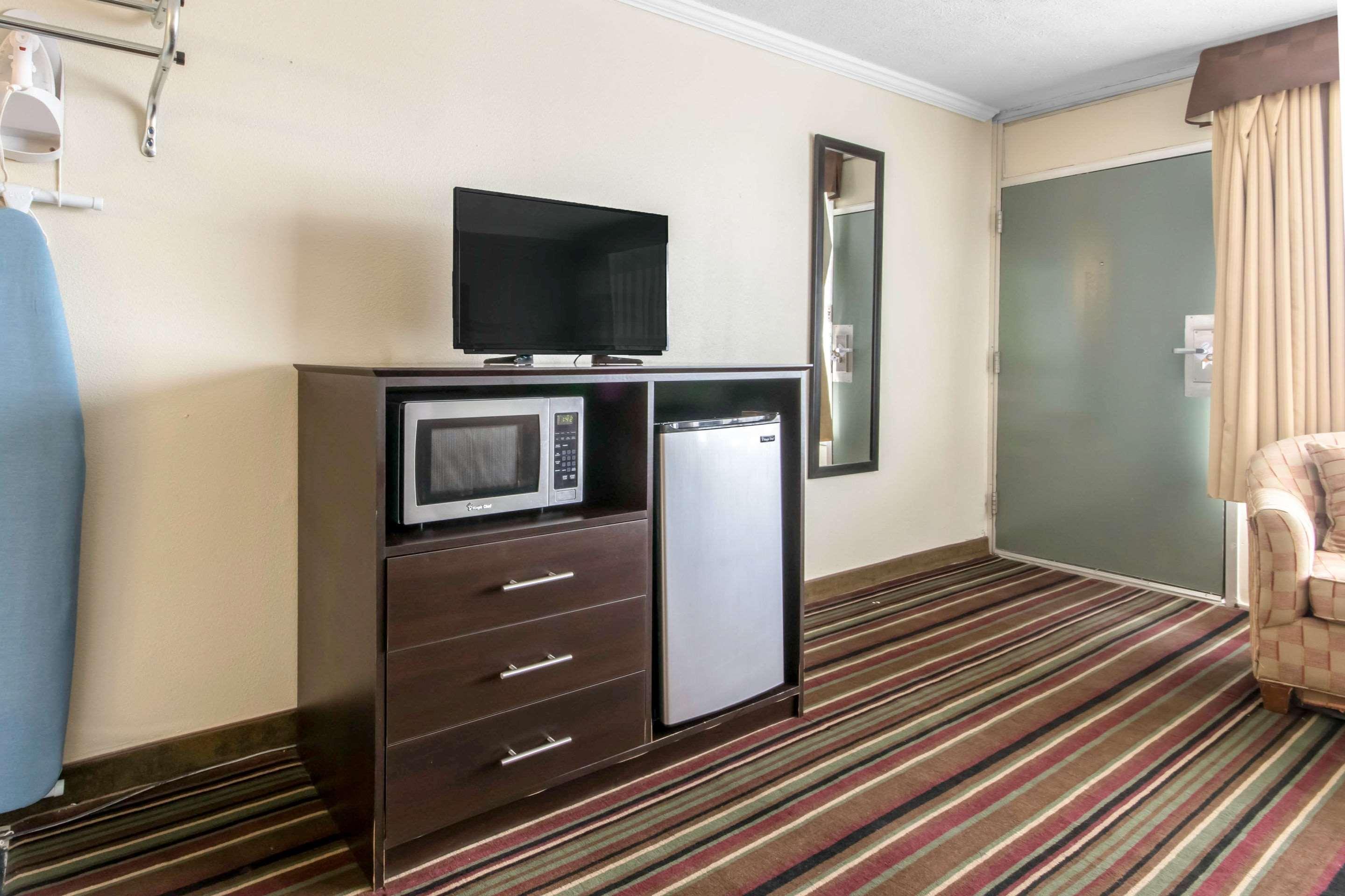 Quality Inn & Suites Horse Cave Екстериор снимка