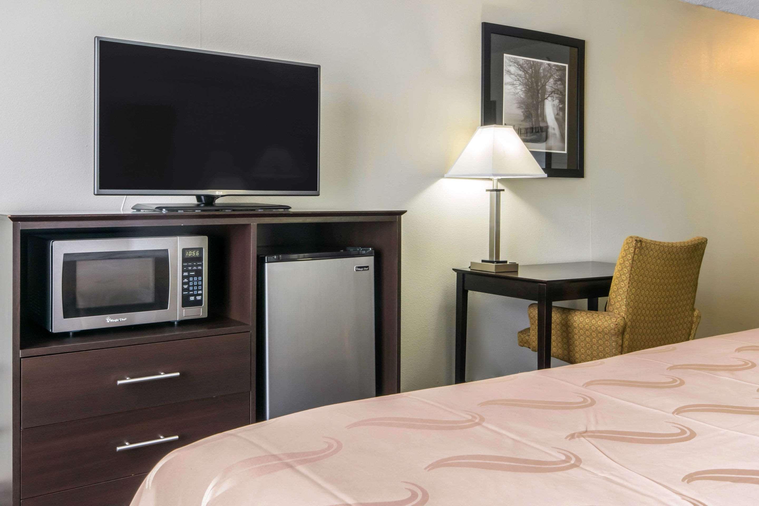 Quality Inn & Suites Horse Cave Екстериор снимка