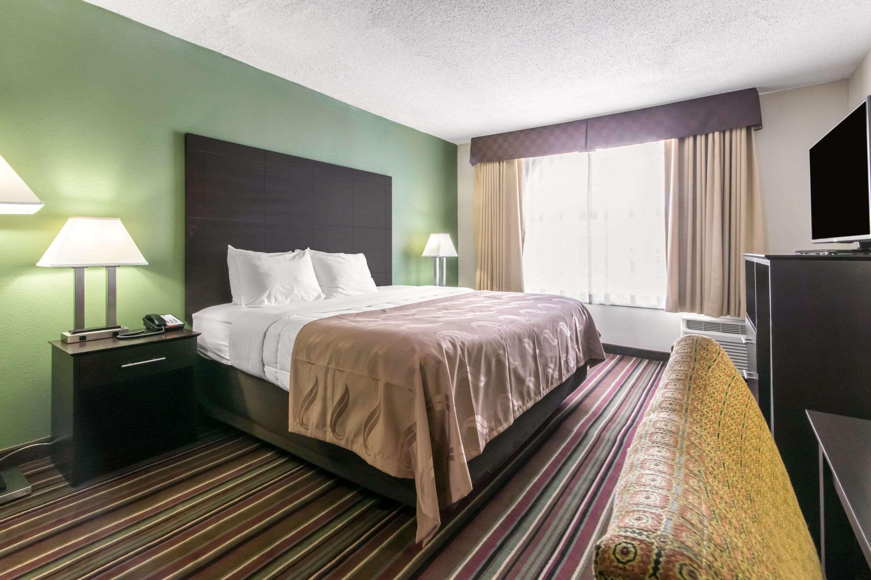 Quality Inn & Suites Horse Cave Екстериор снимка