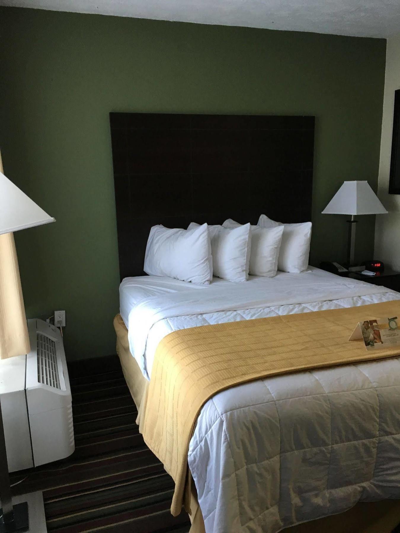 Quality Inn & Suites Horse Cave Екстериор снимка